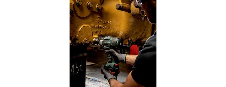 Metabo SSW 18 LTX 1750 BL akkus 18V ütvecsavarozó, szénkefementes 1750Nm 0-1650/min, külső négylap 3/4