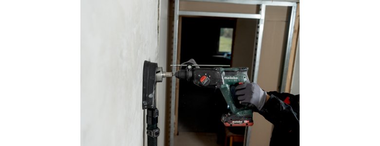 Metabo Combo Set 3.1 /SB 18 LT BL + W 18 L 9-125 QUICK + KH 18 LTX 24 + 3db akku +töltő +szerszámtáska